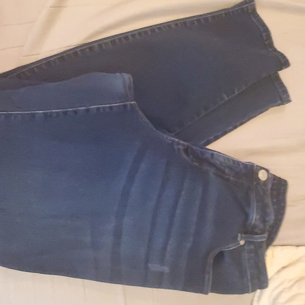 Skinny jeans